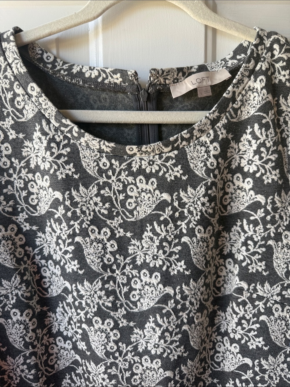 Loft Gray & White Floral Jacquard Tunic - Picture 4 of 10